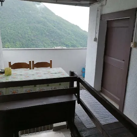 Old Oven Lodge *
